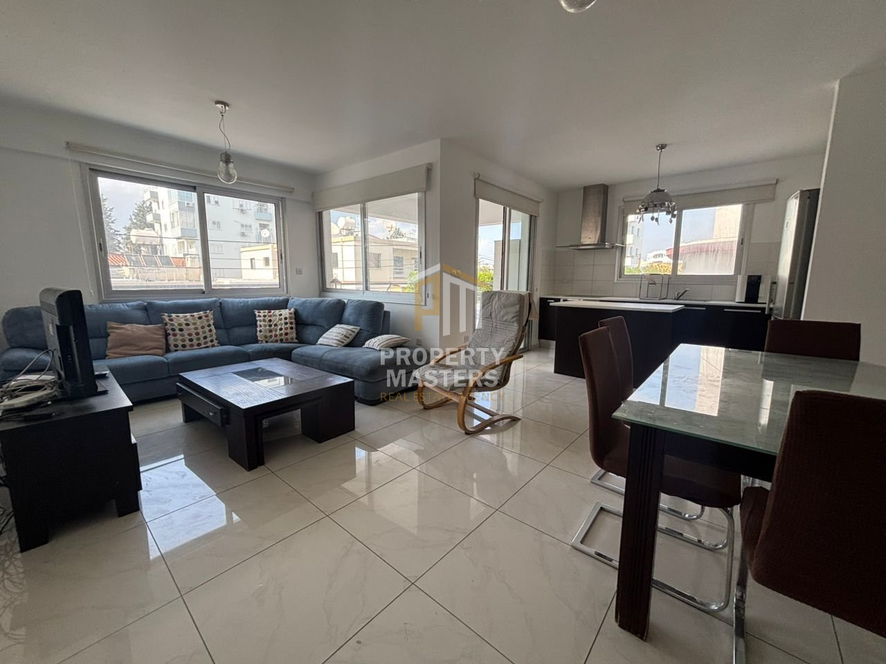 3 bedroom apartment in Acropoli photo 1