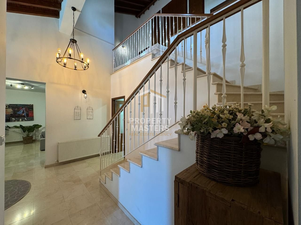 4 bedroom Detached House in Egkomi — Makedonitissa photo 9