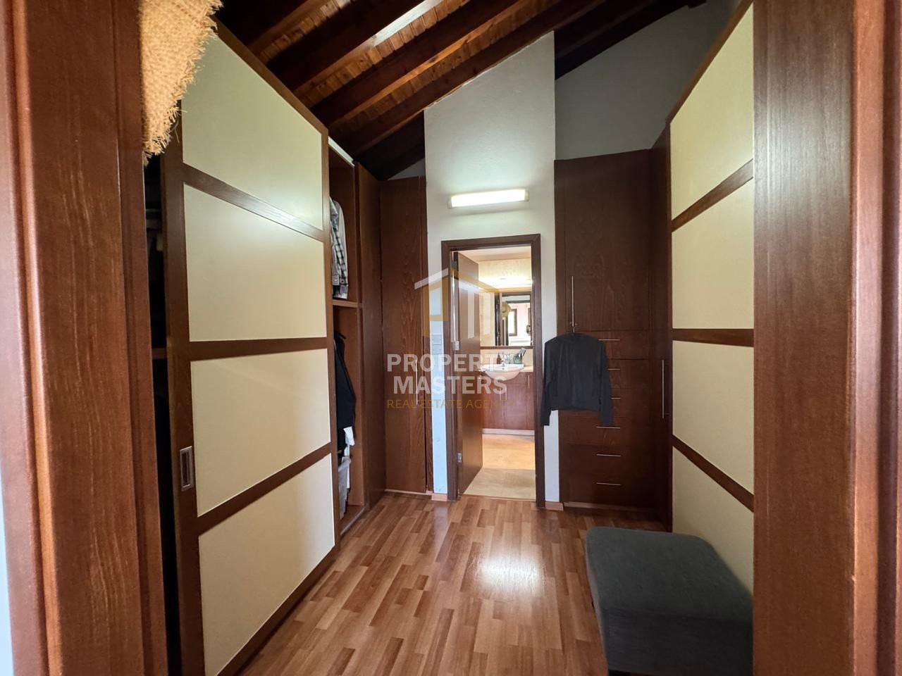 4 bedroom Detached House in Egkomi — Makedonitissa photo 17