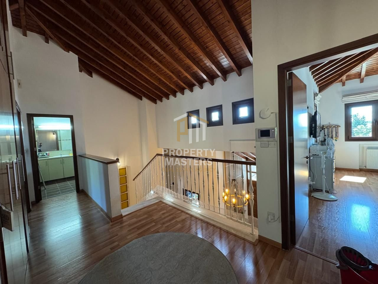 4 bedroom Detached House in Egkomi — Makedonitissa photo 14