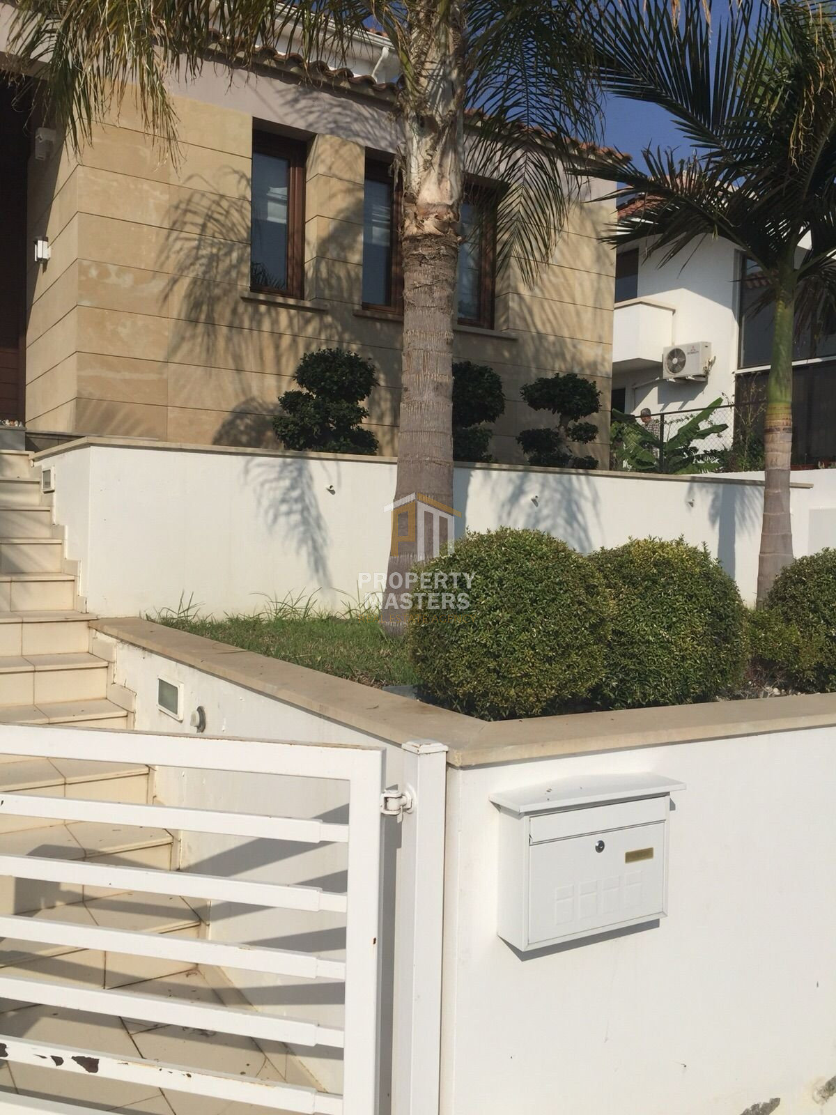 Spacious 3 bedroom Detached Villa with Pool and Gym in Egkomi photo 7