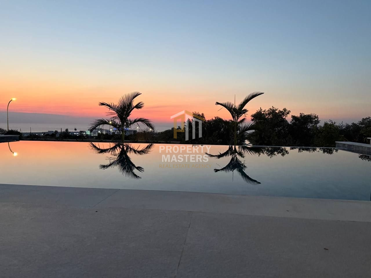 Modern Sea View Villa with Pool in Chlorakas photo 4