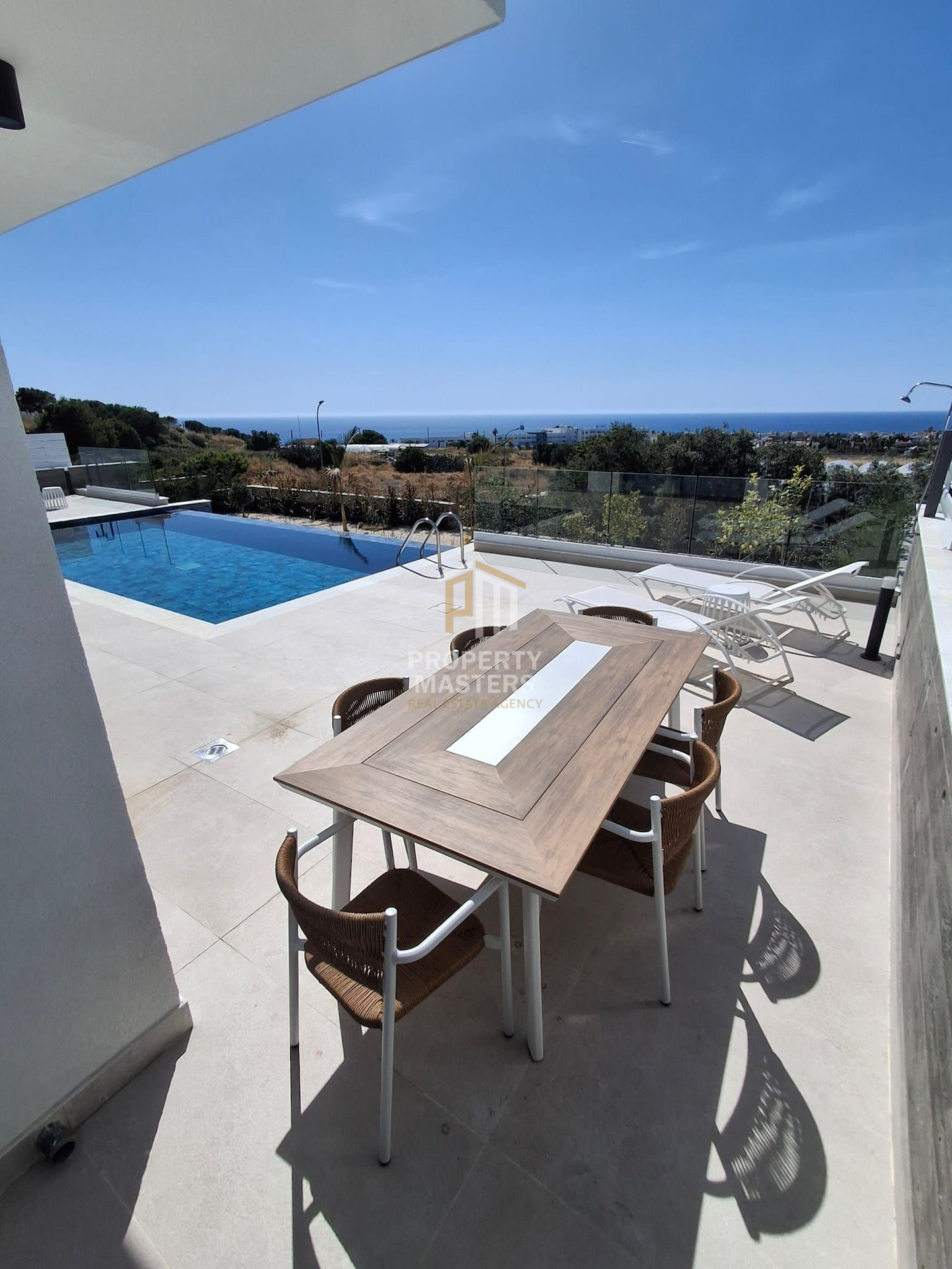 Modern Sea View Villa with Pool in Chlorakas photo 7