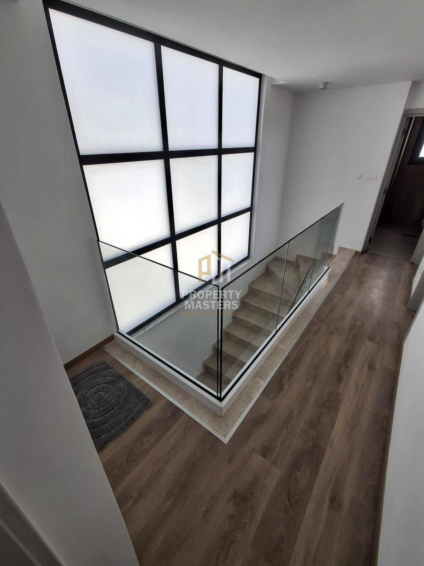 Modern Sea View Villa with Pool in Chlorakas photo 12