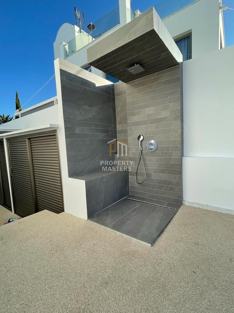5 bedroom Detached Villa in Protaras photo 6