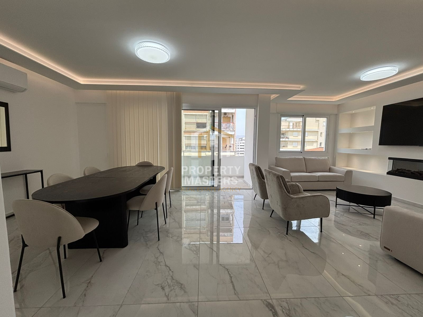 3 Bedroom Apartment in the City Center photo 5