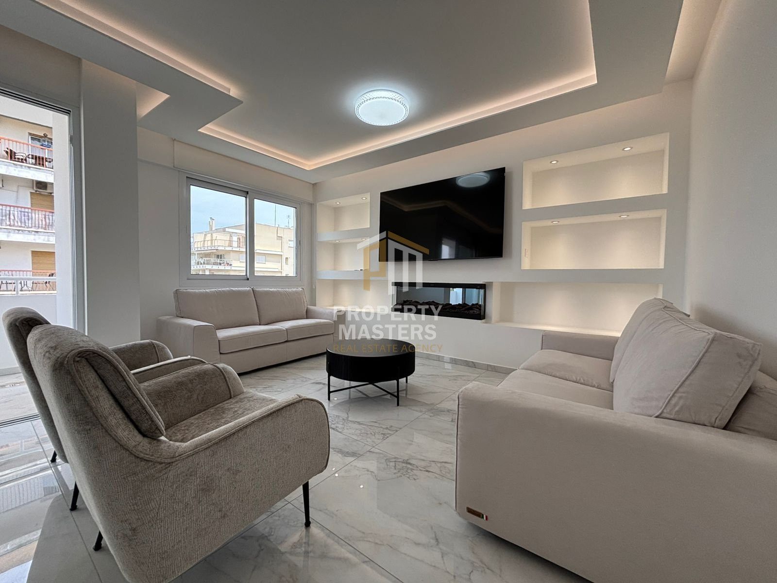3 Bedroom Apartment in the City Center photo 2