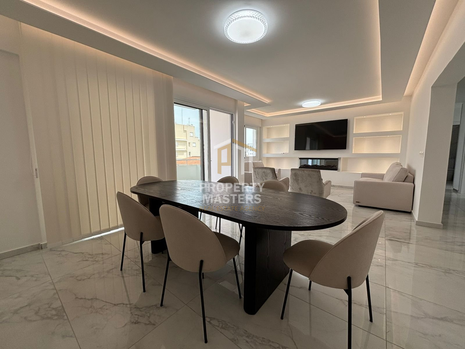 3 Bedroom Apartment in the City Center photo 4