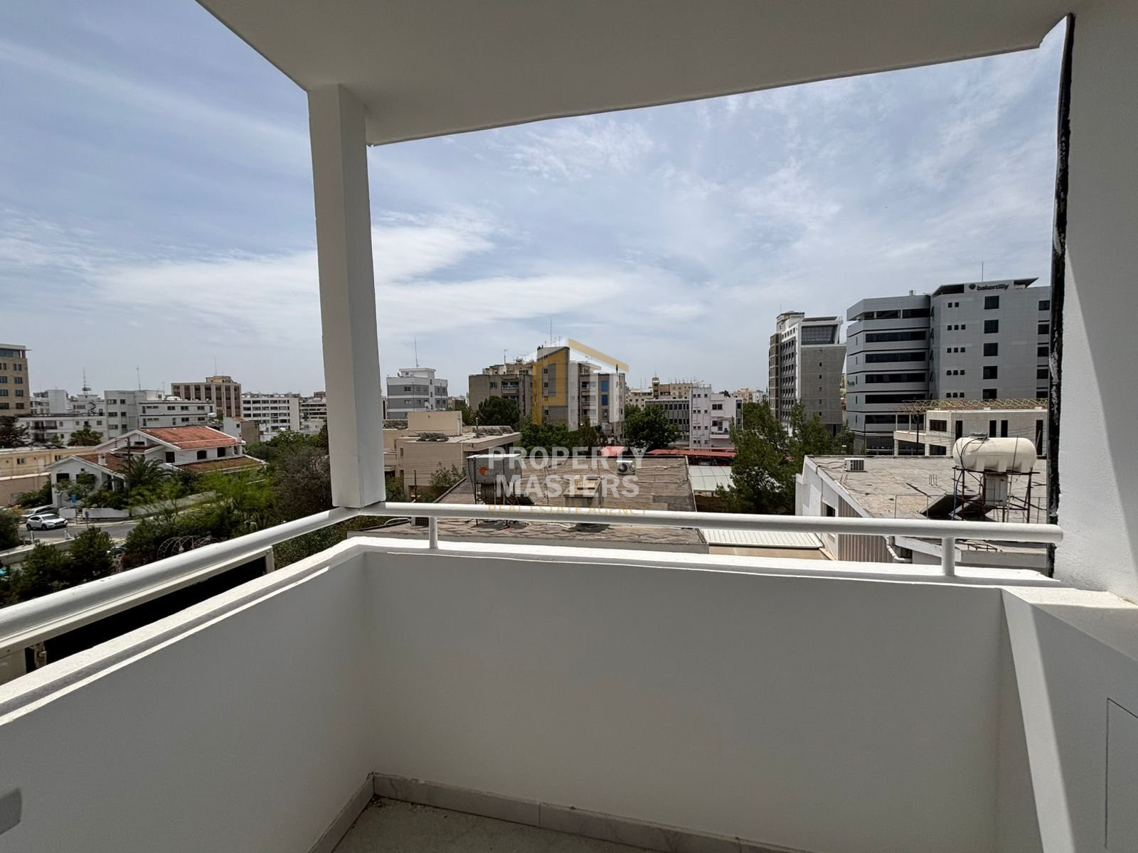 3 Bedroom Apartment in the City Center photo 10