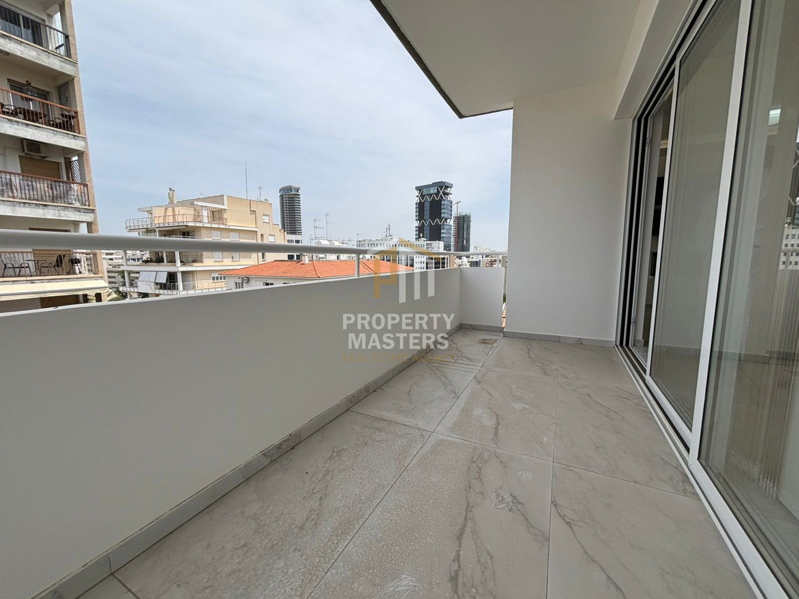3 Bedroom Apartment in the City Center photo 12