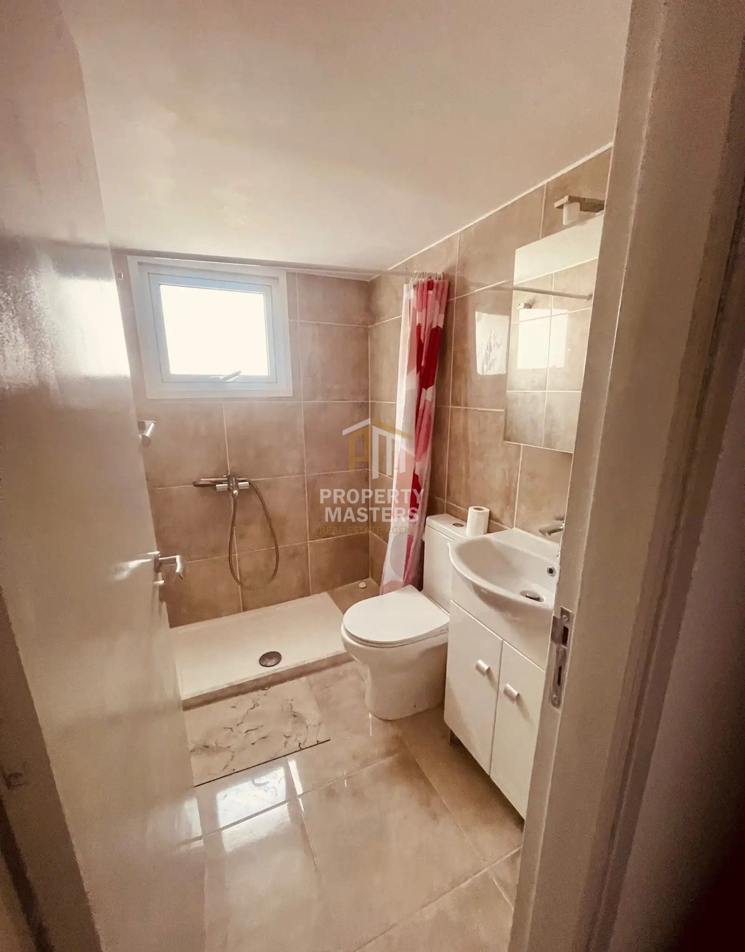 3 Bedroom Apartment in Strovolos — Agioi Omologites, Nicosia