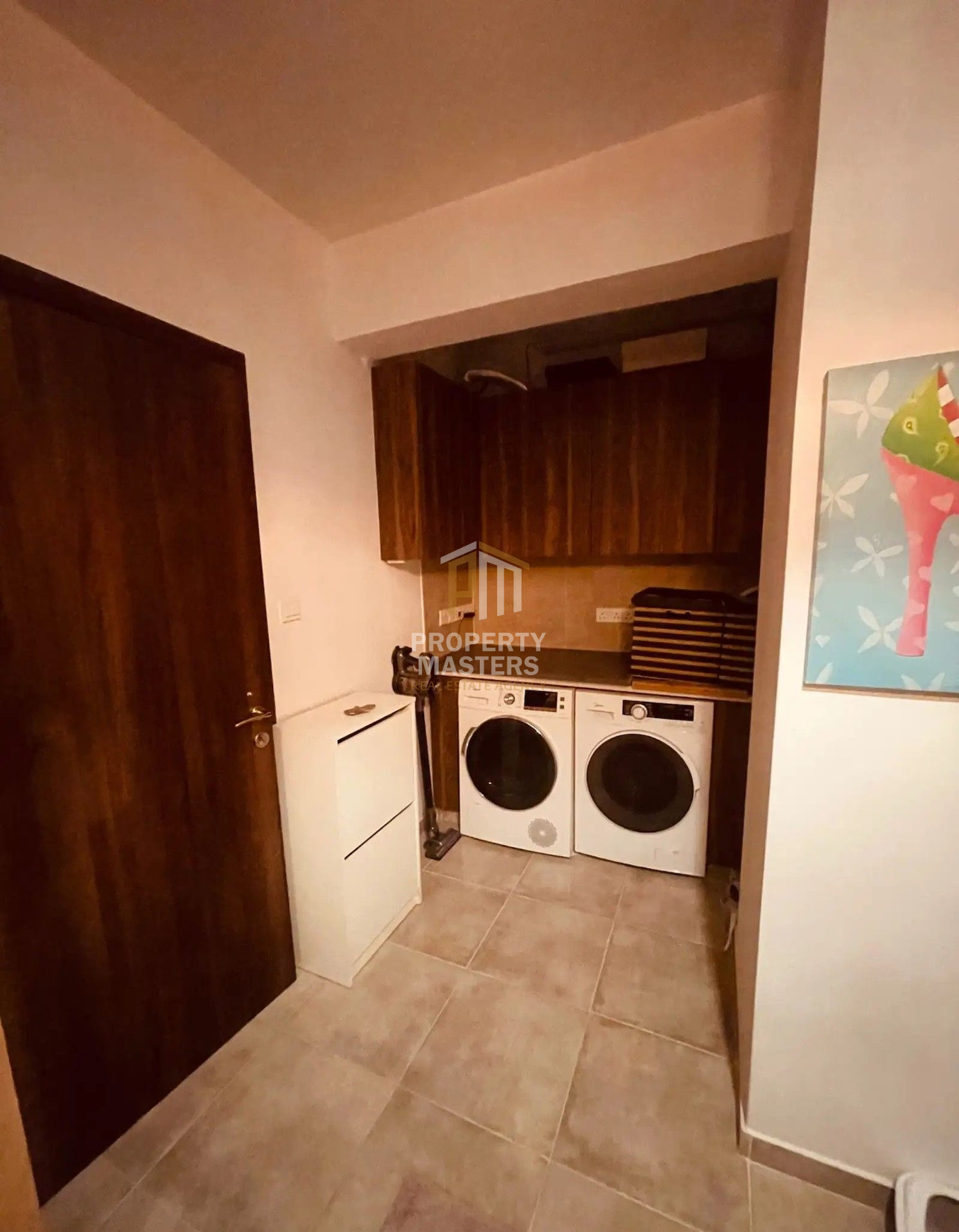 3 Bedroom Apartment in Strovolos — Agioi Omologites, Nicosia