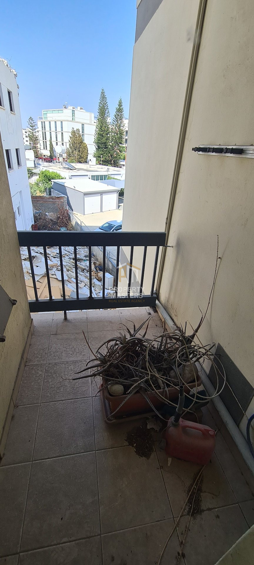 Spacious Three Bedroom Apartment in Vibrant Egkomi photo 15