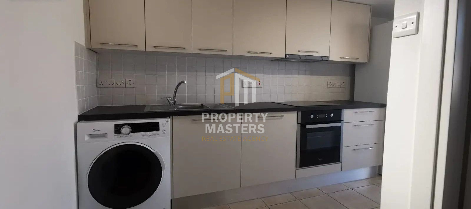 1 Bedroom Maisonette in Strovolos — Agioi Omologites, Nicosia