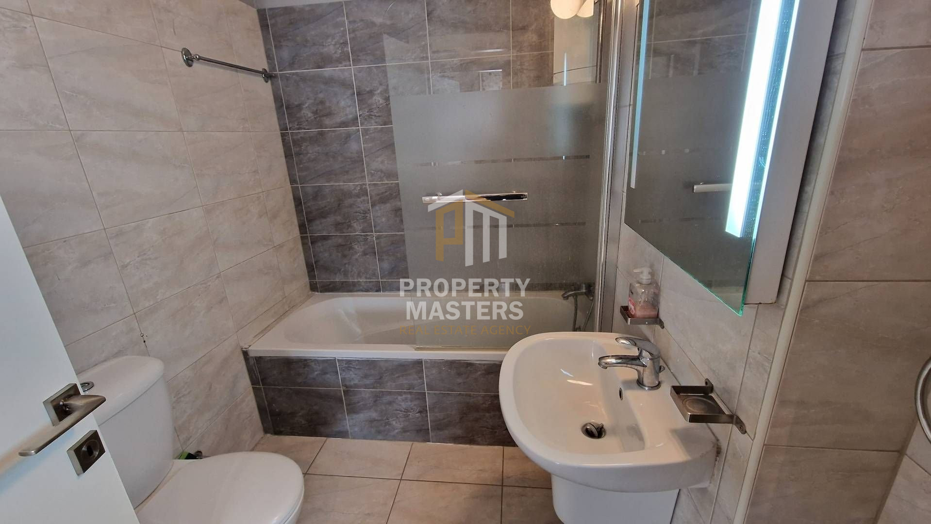 3 Bedroom Apartment in Palouriotissa, Nicosia