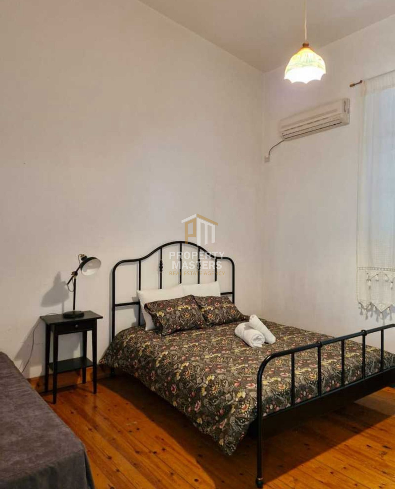 3 Bedroom  Semi-Detached House in Town Center, Nicosia