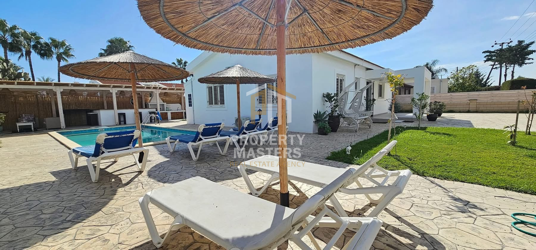Modern Seafront Bungalow in Kiti with Pool photo 6