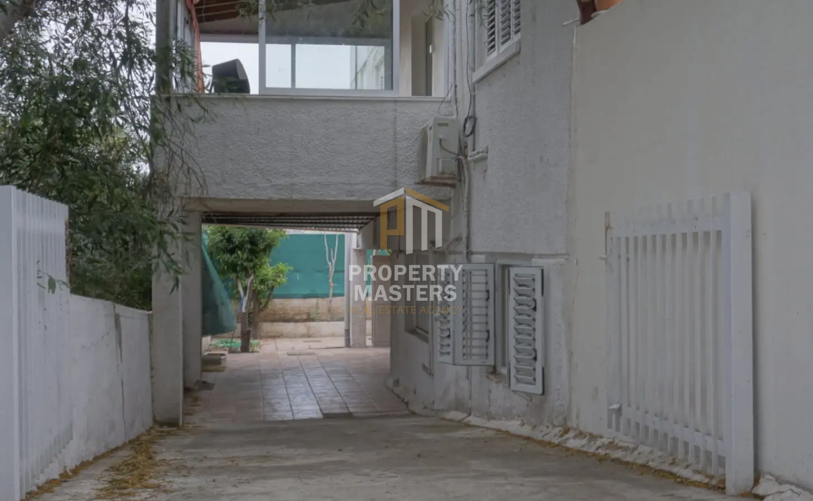 Property media 2