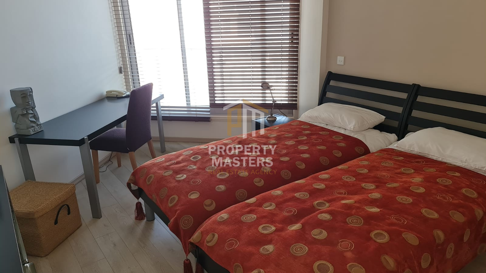 Fully Furnished Two Bedroom Apartment Near the Beach photo 5