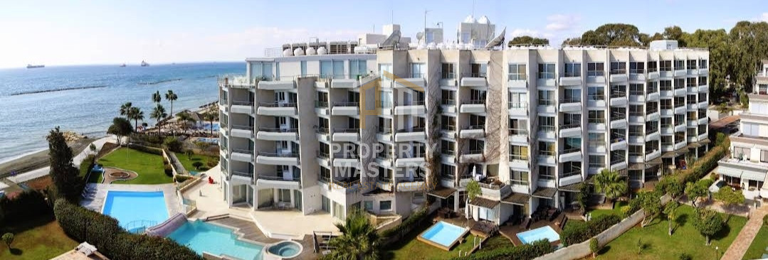 Fully Furnished Two Bedroom Apartment Near the Beach photo 10