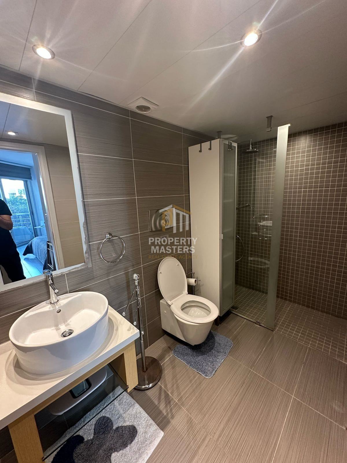 Spacious Furnished 2 Bedroom Apartment with Common Pool in Germasogeia photo 10