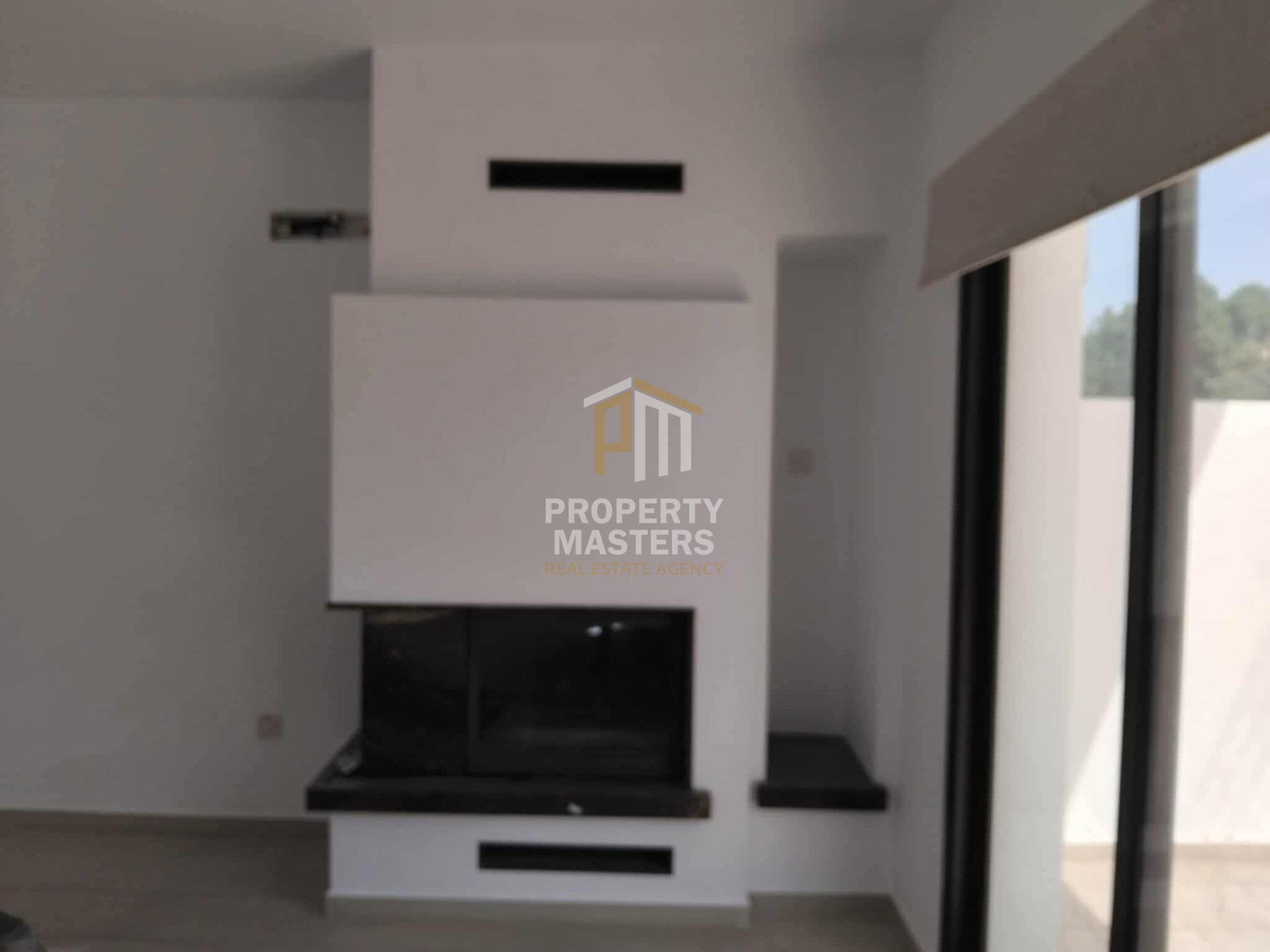 4 bedroom House in Kiti photo 4