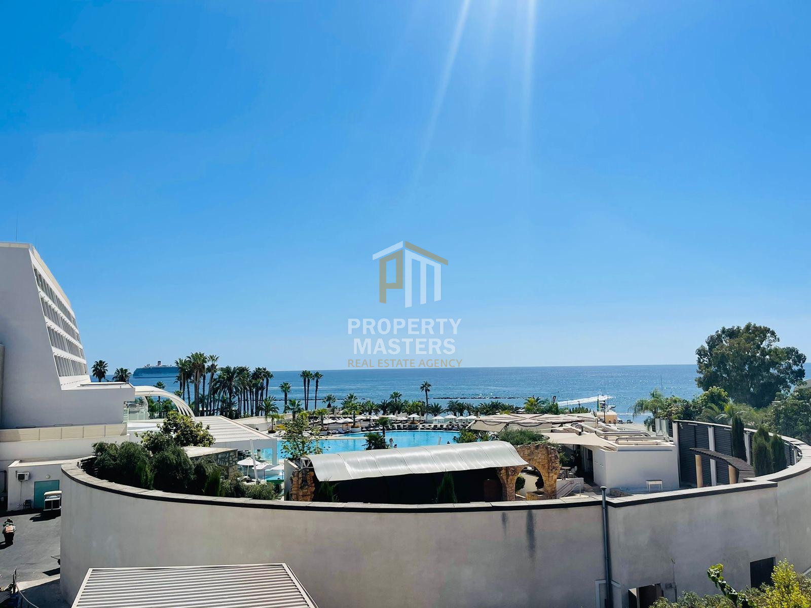 Sea Front 3 Bedroom Villa with Common Pool in Pyrgos Lemesou photo 2