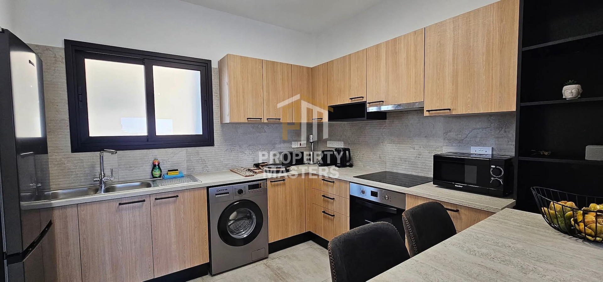 3 Bedroom Apartment in Faneromeni photo 4
