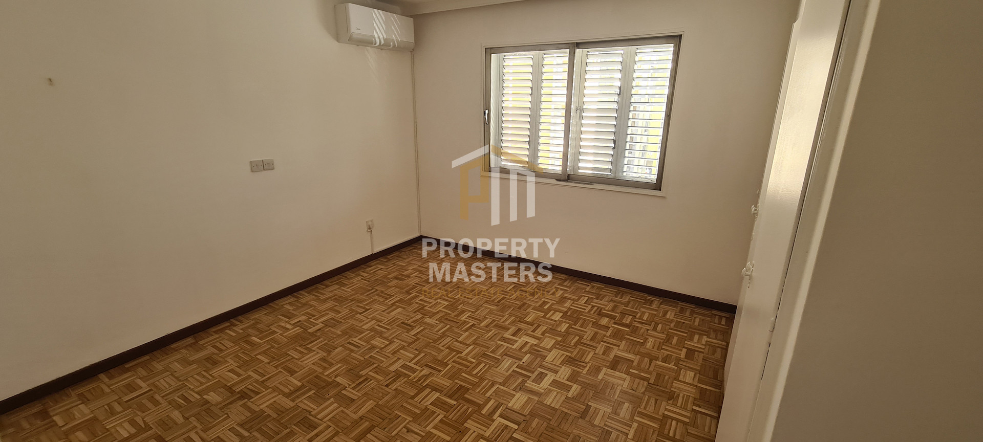 Fully Furnished Three Bedroom Apartment in The City Center of Nicosia photo 13