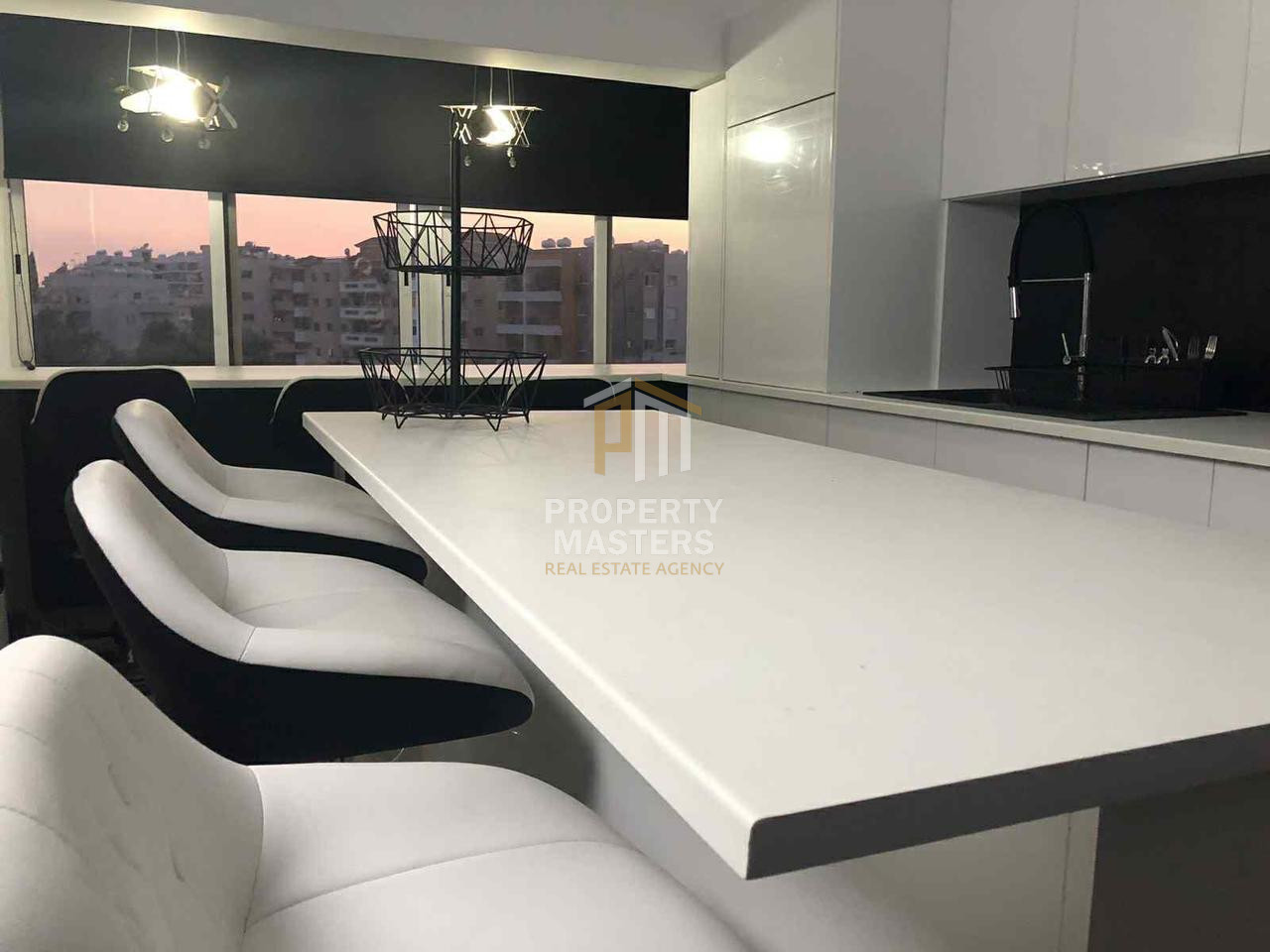 Spacious 3 Bedroom Apartment in Central Katholiki, Limassol photo 4