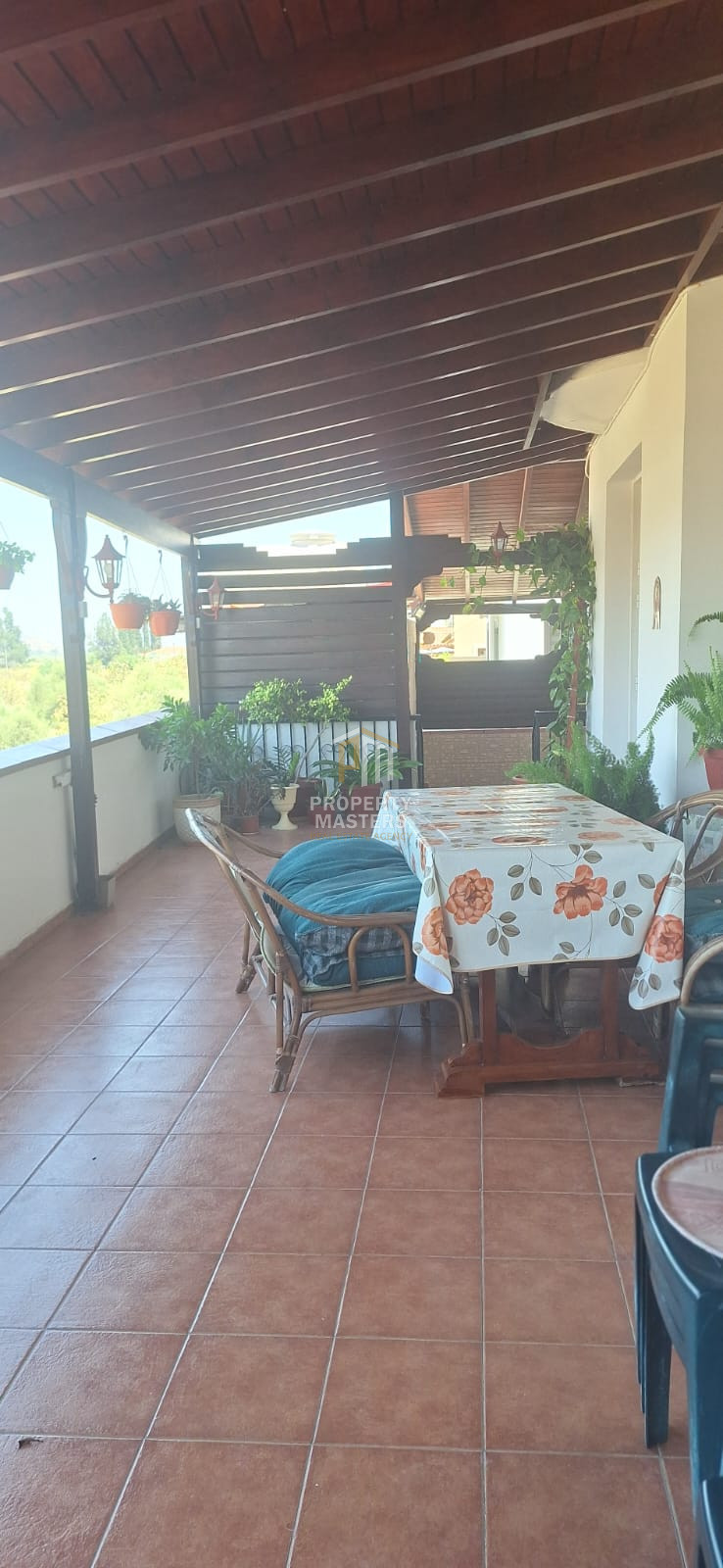 4 bedroom House in Aradippou photo 10
