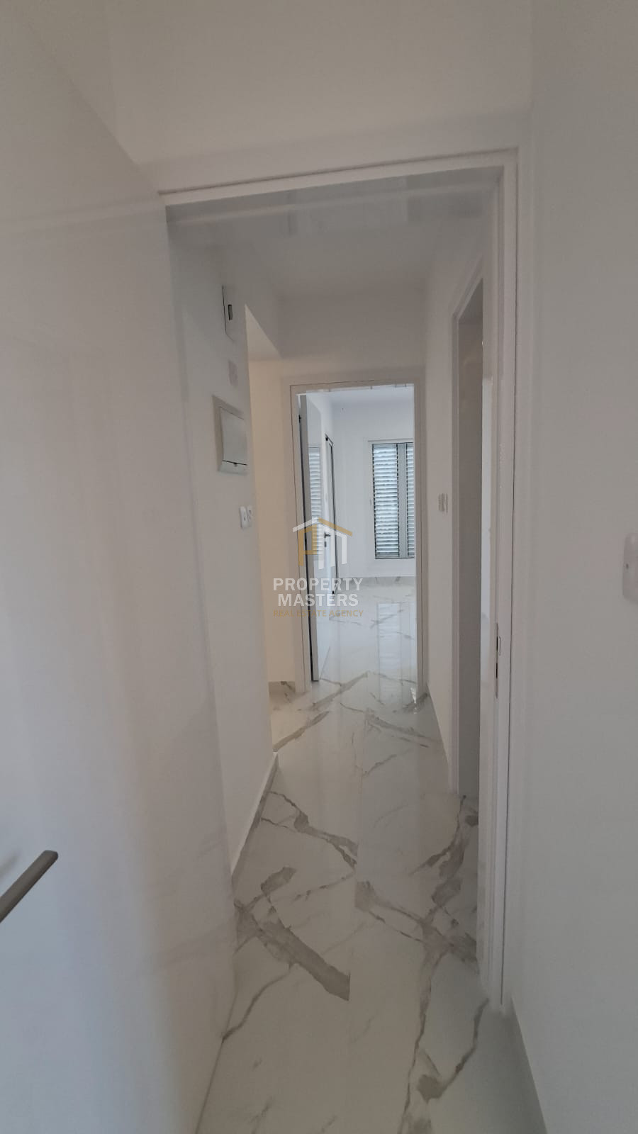 2 bedroom Apartment in Makenzy photo 5