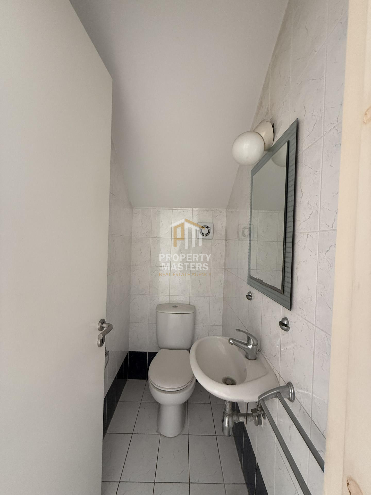 Three Bedroom Semi-Detatched house in Kiti photo 5