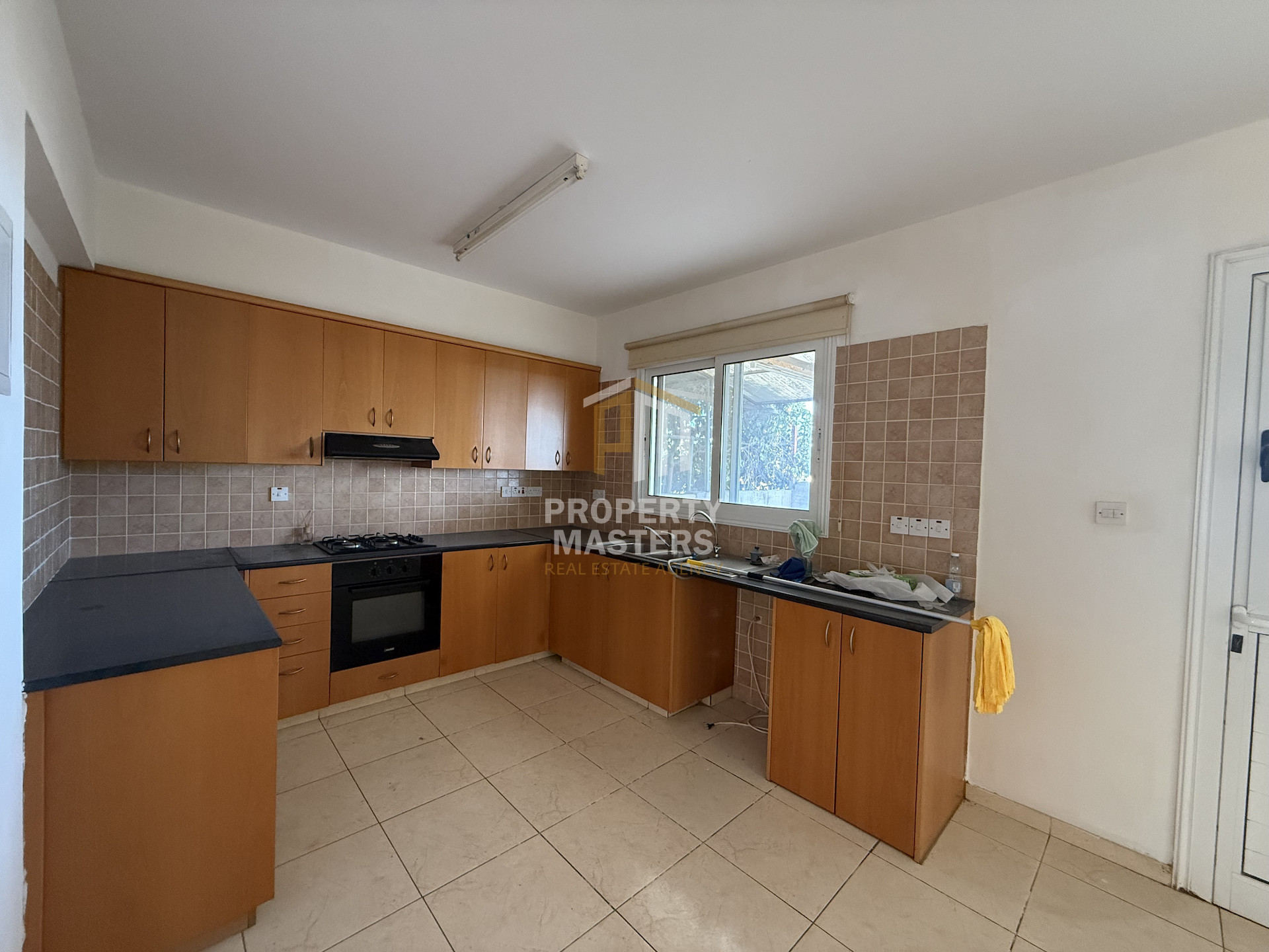 Three Bedroom Semi-Detatched house in Kiti photo 3