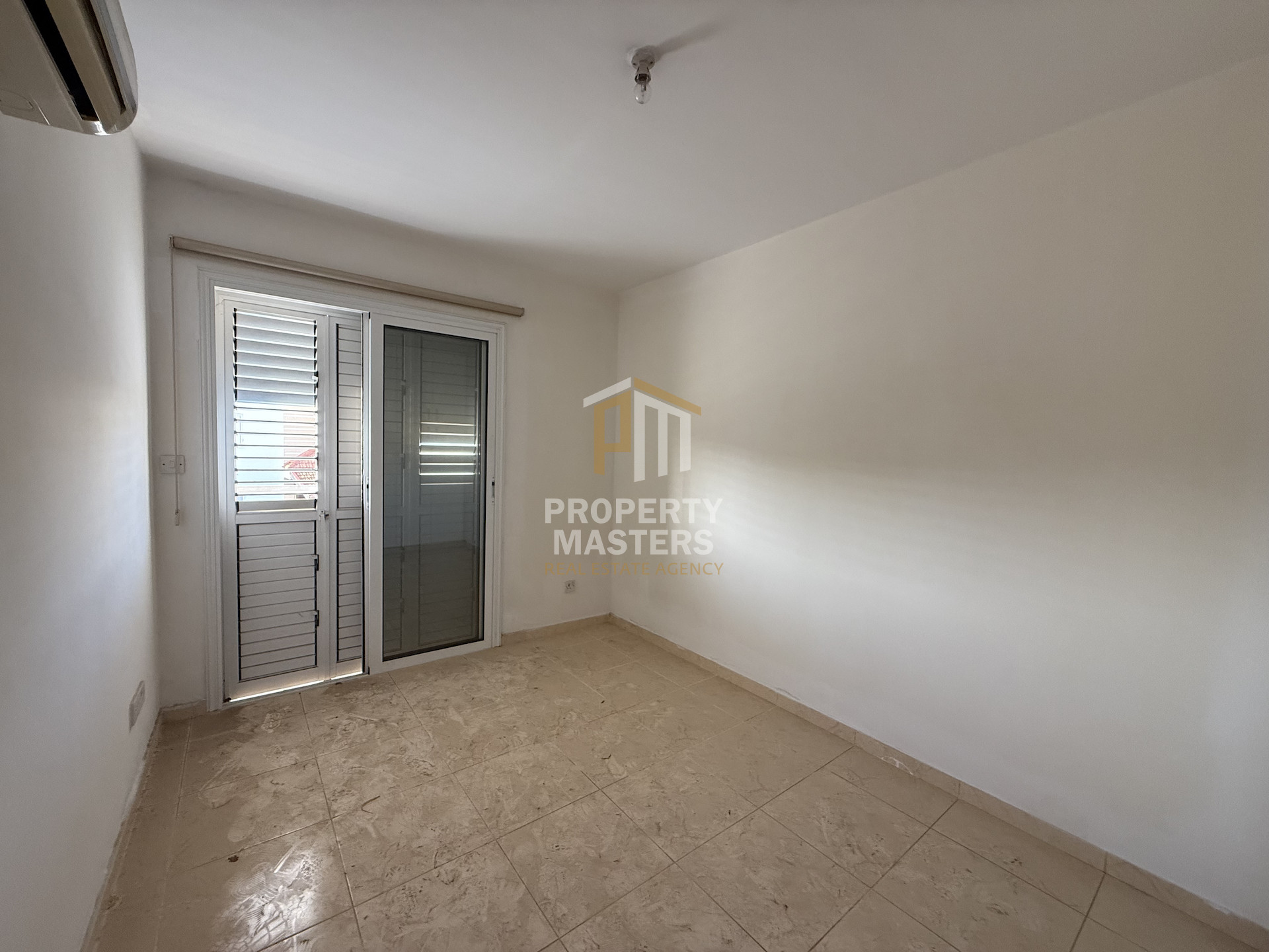 Three Bedroom Semi-Detatched house in Kiti photo 7