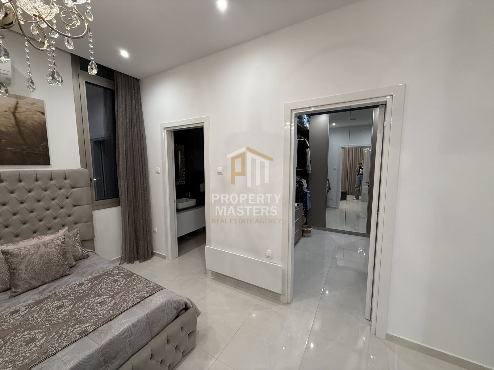 Modern Detached Villa with Three Bedrooms in Episkopi Lemesou photo 12