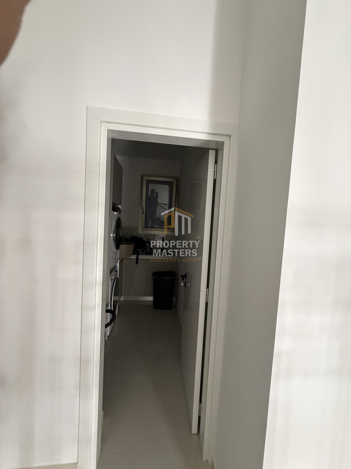 Modern Detached Villa with Three Bedrooms in Episkopi Lemesou photo 13