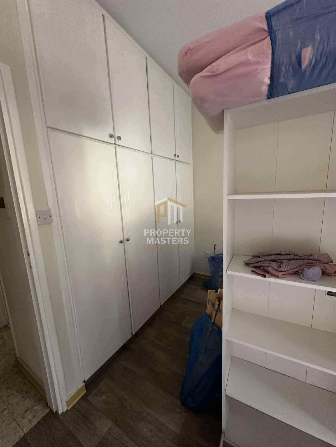 6 bedroom Apartment Building in Tsirion photo 13