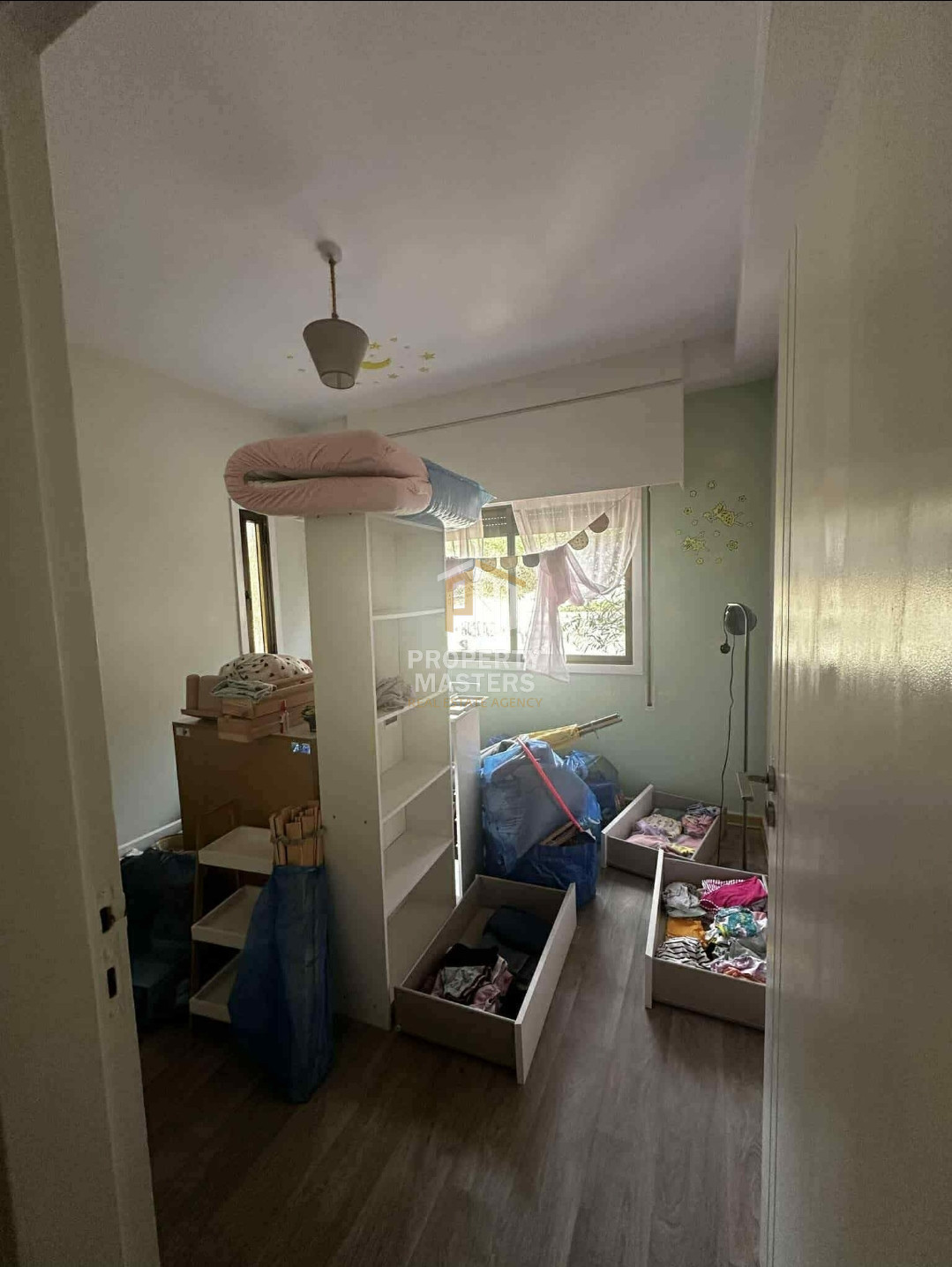 6 bedroom Apartment Building in Tsirion photo 11
