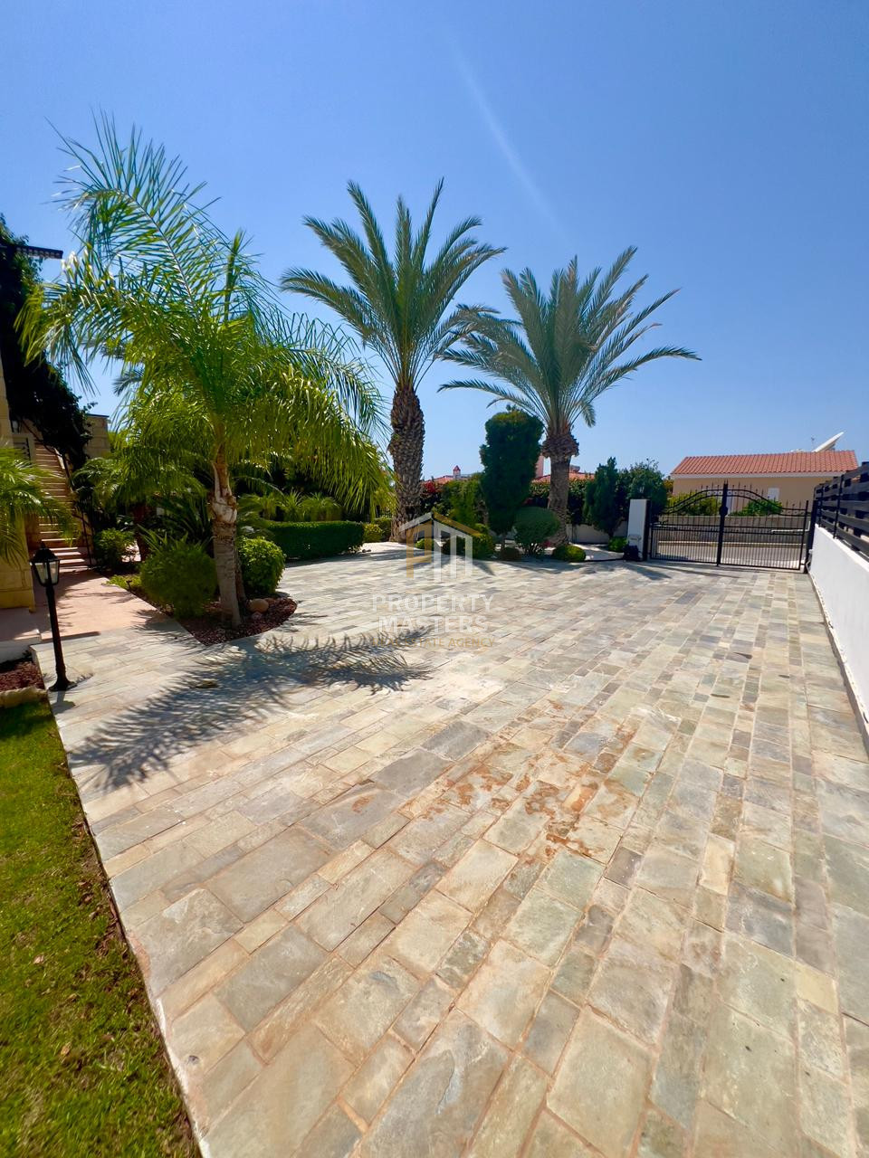 3 bedroom Detached Villa in Pegeia photo 1