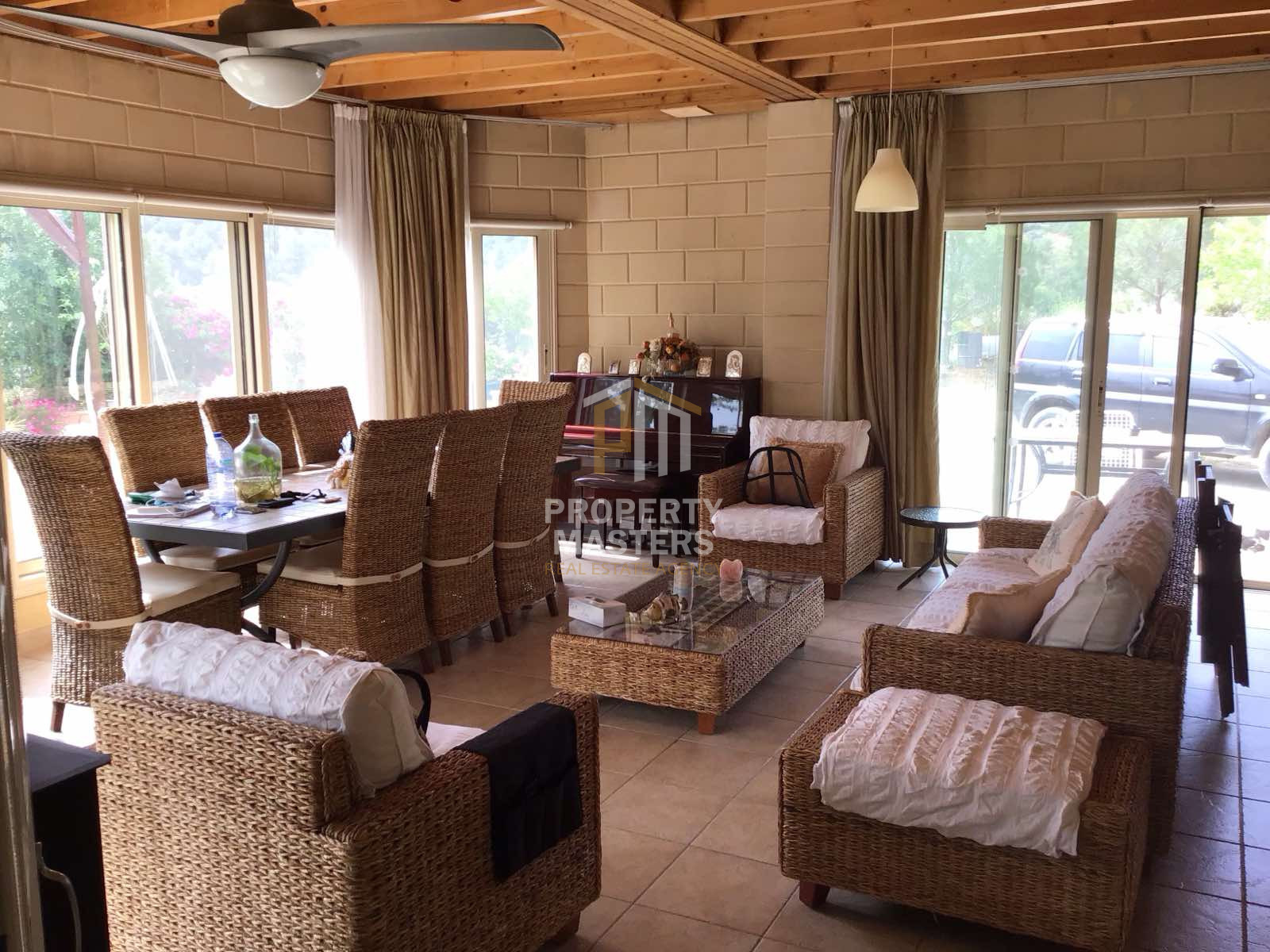 2 bedroom Detached House in Lythrodontas photo 1