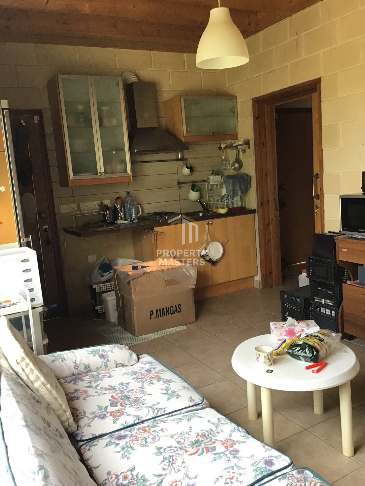 2 bedroom Detached House in Lythrodontas photo 8