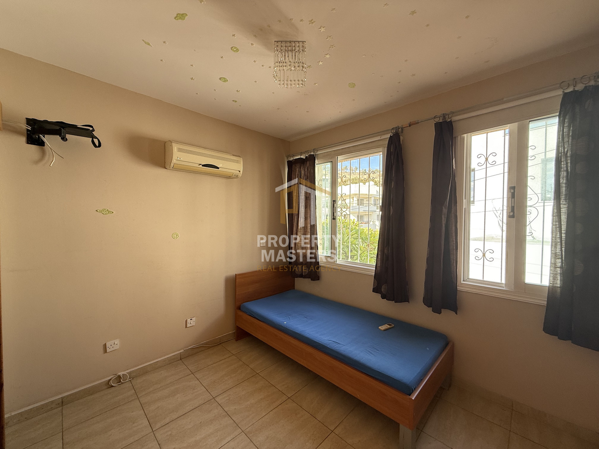 3 bedroom Maisonette in Oroklini photo 7