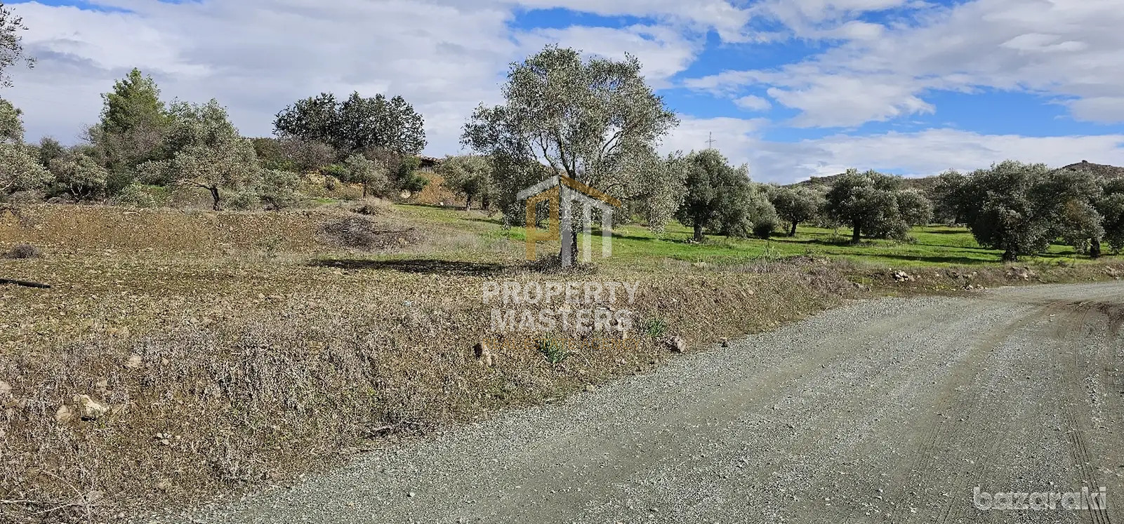 Field in Alampra photo 2