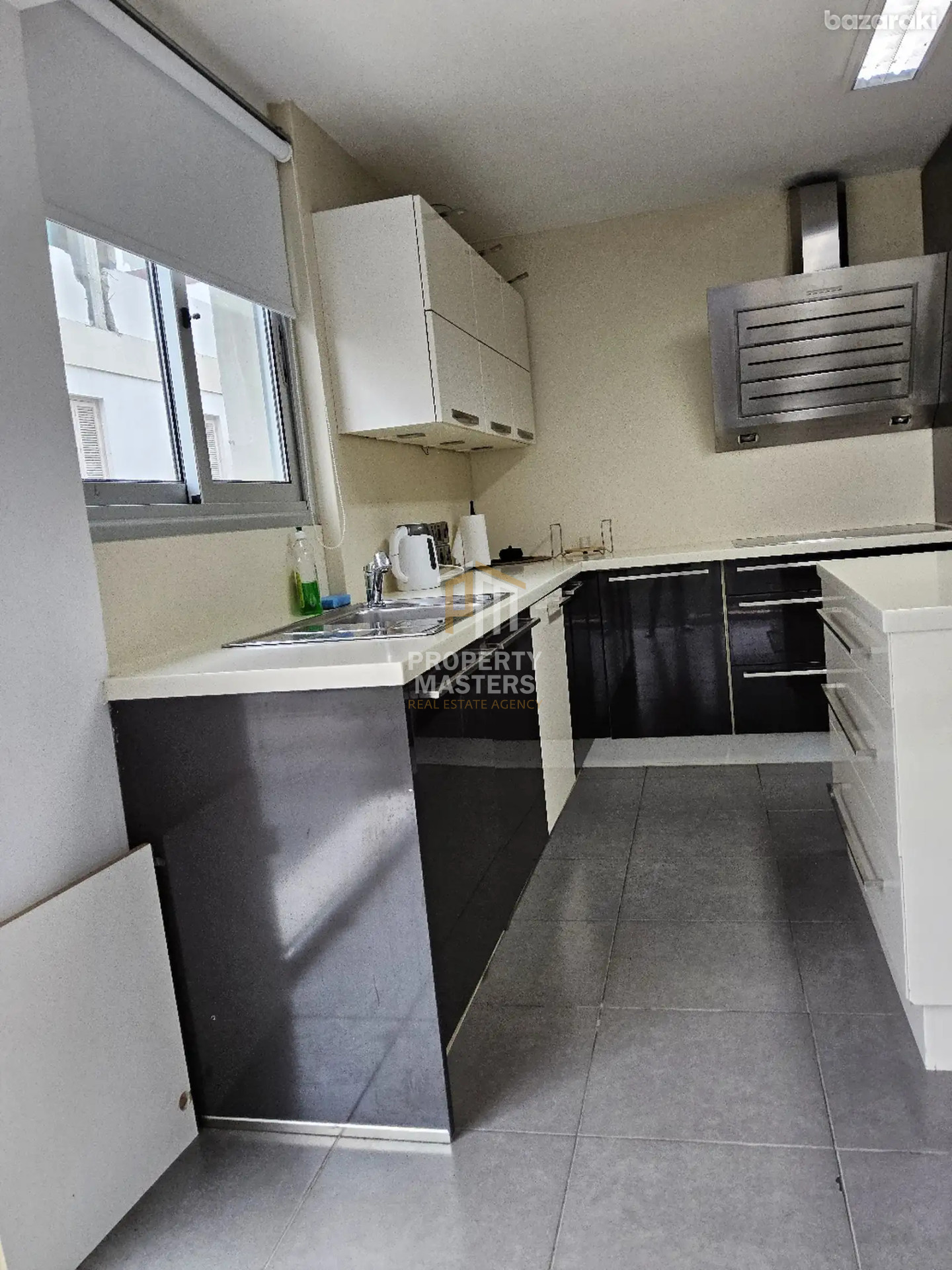 Modern Furnished Apartment near the Aluminium Tower photo 5