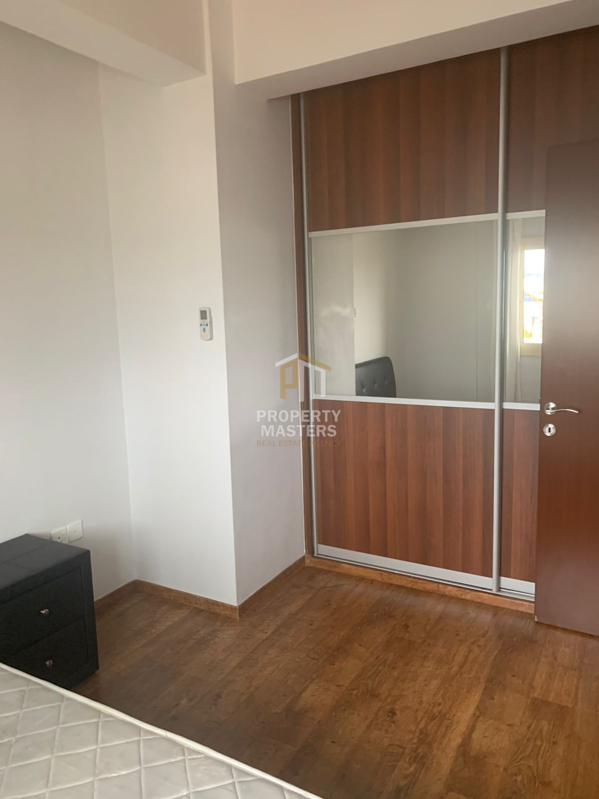 Fully Furnished 3 Bedroom Penthouse Apartment in Kato Polemidia photo 8