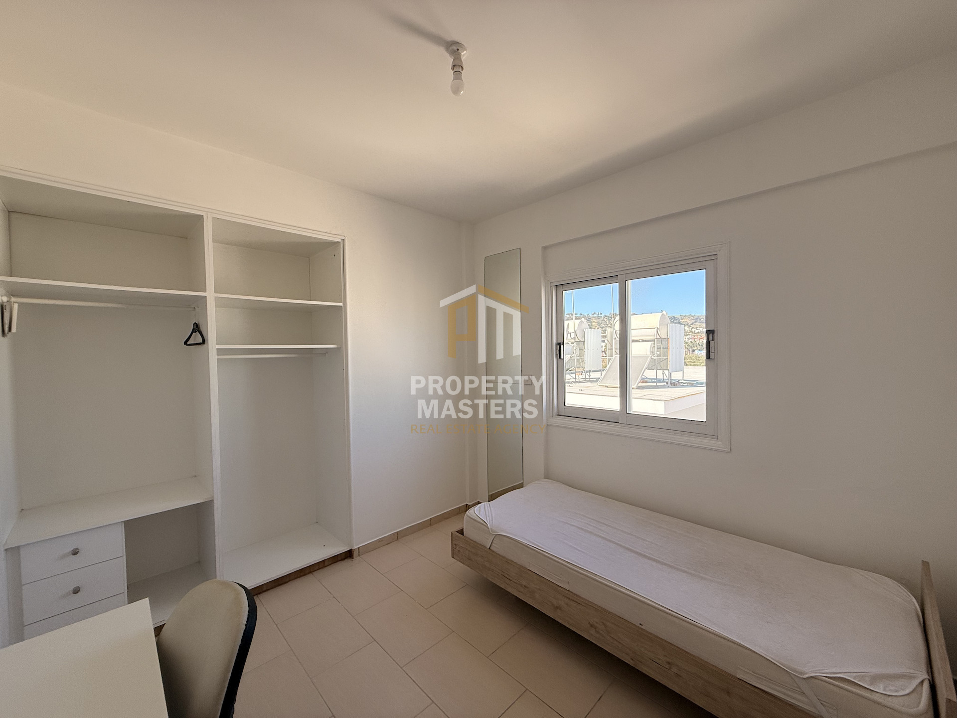 2 bedroom Apartment in Oroklini photo 5
