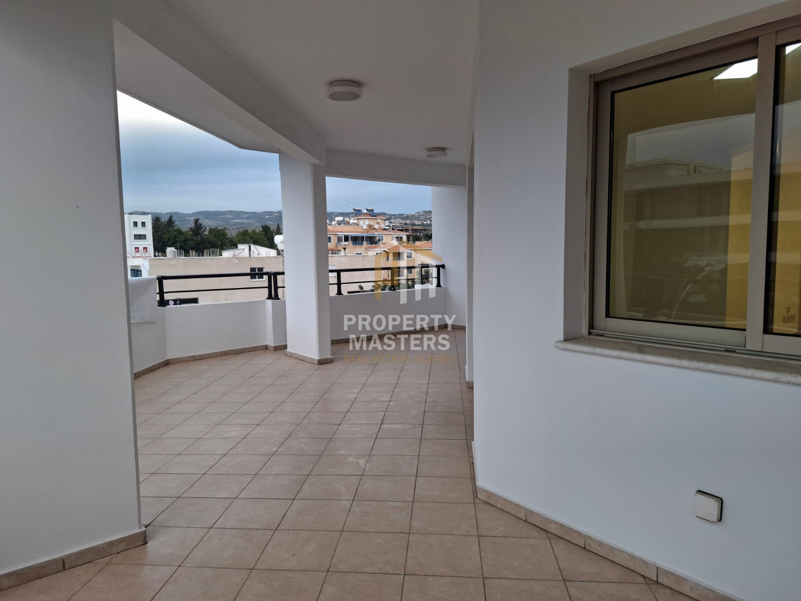 3 bedroom Apartment in Geroskipou photo 12