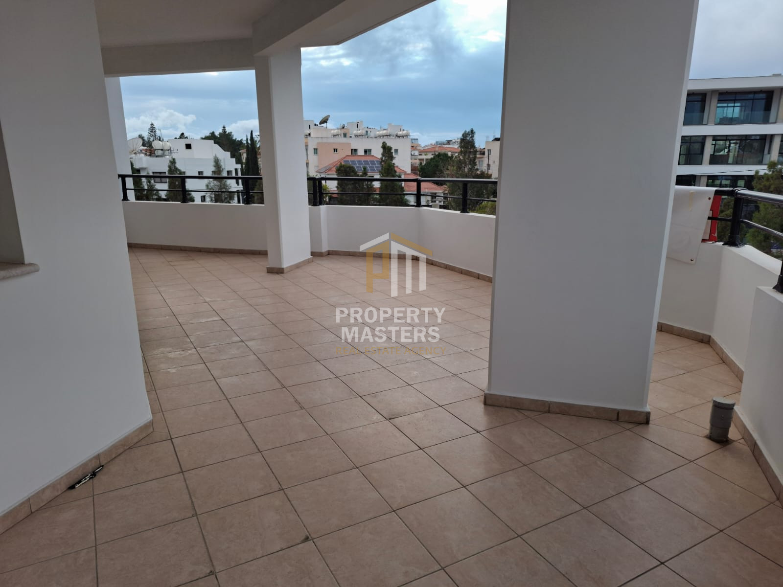 3 bedroom Apartment in Geroskipou photo 2