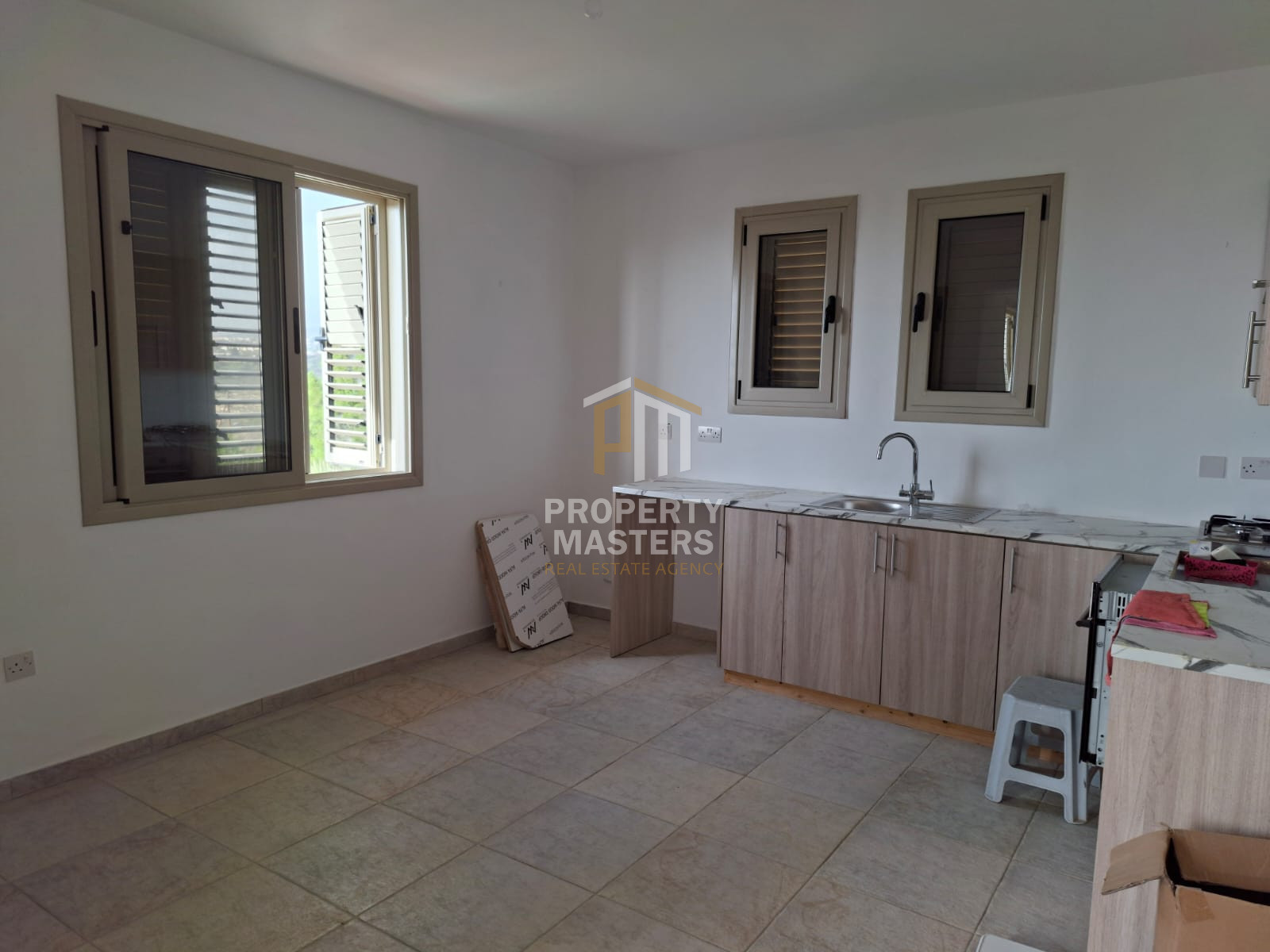 3 bedroom Apartment in Konia photo 3